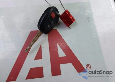 2018 Toyota Rav4 Le from USA, damaged, VIN JTMZFREVXJJ151616